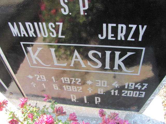 Mariusz Klasik 1972 Świętochłowice (Chropaczów) - Grobonet - Wyszukiwarka osób pochowanych