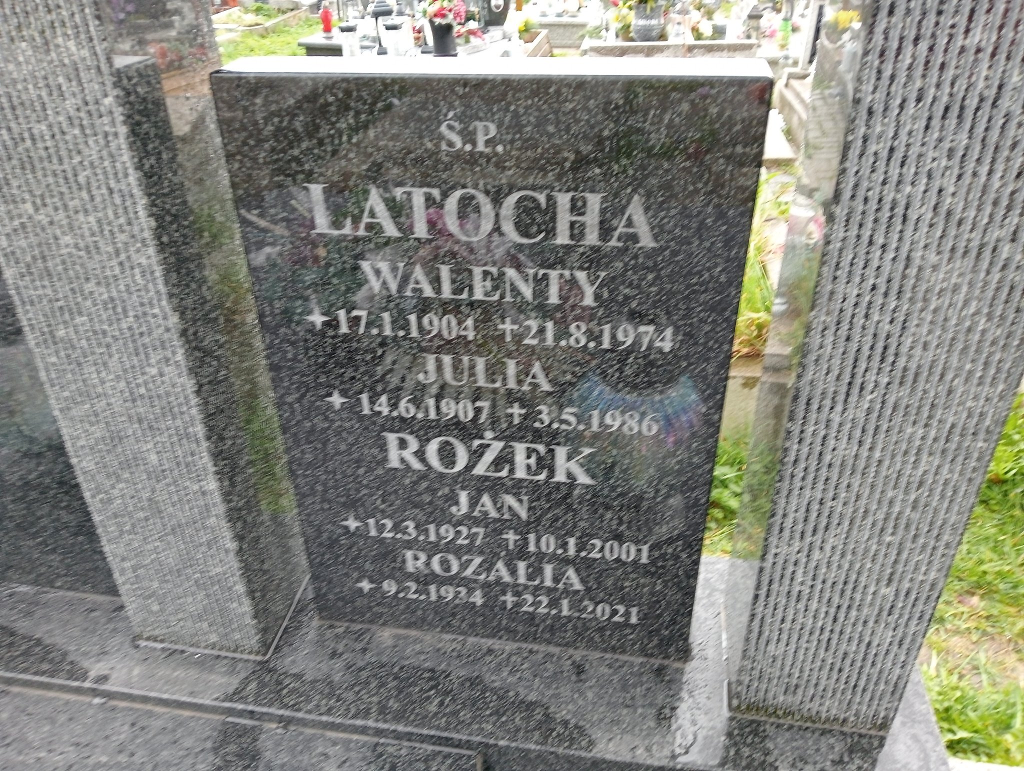 Julia Latocha 1907 Świętochłowice (Chropaczów) - Grobonet - Wyszukiwarka osób pochowanych