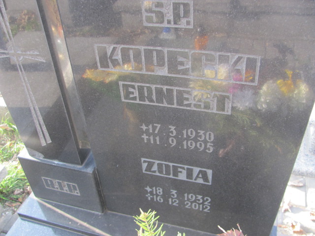 Zofia Kopecka 1932 Świętochłowice (Chropaczów) - Grobonet - Wyszukiwarka osób pochowanych