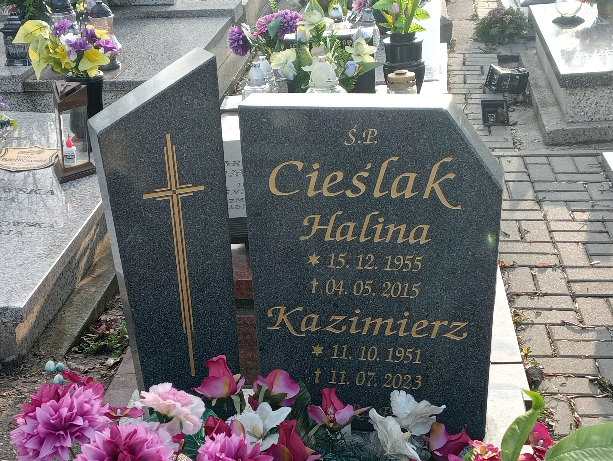 Halina Cieślak 1955 Świętochłowice (Chropaczów) - Grobonet - Wyszukiwarka osób pochowanych