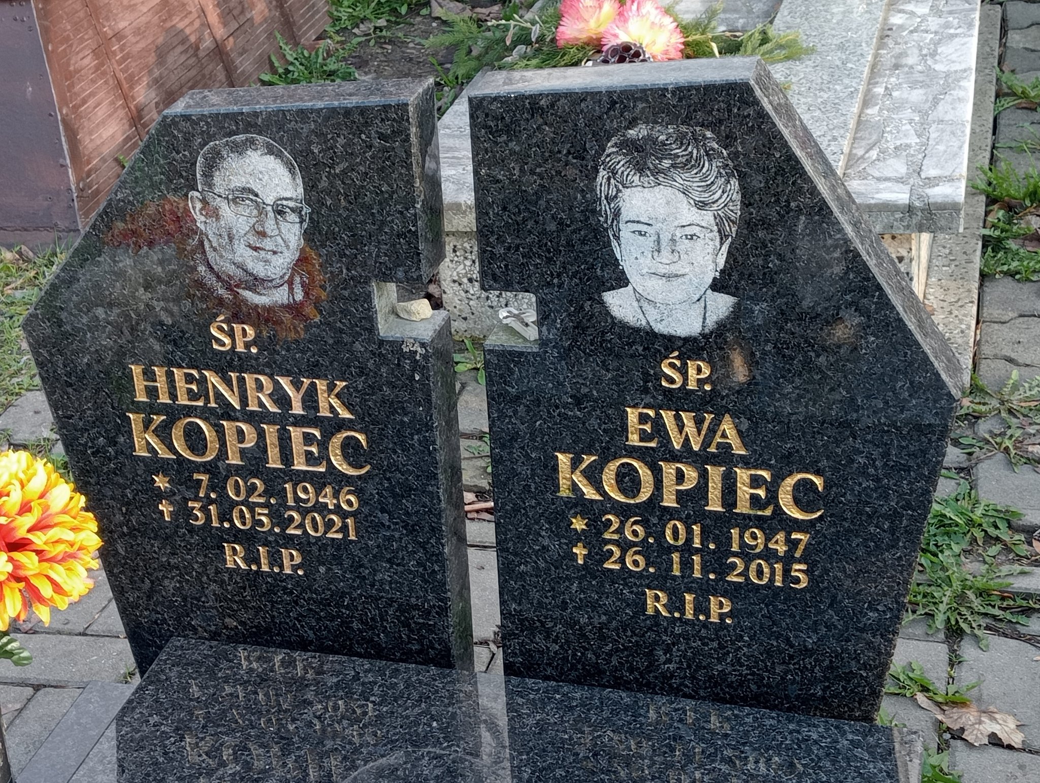 Ewa Kopiec 1947 Świętochłowice (Chropaczów) - Grobonet - Wyszukiwarka osób pochowanych