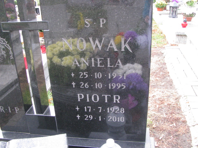 Piotr Nowak 1928 Świętochłowice (Chropaczów) - Grobonet - Wyszukiwarka osób pochowanych